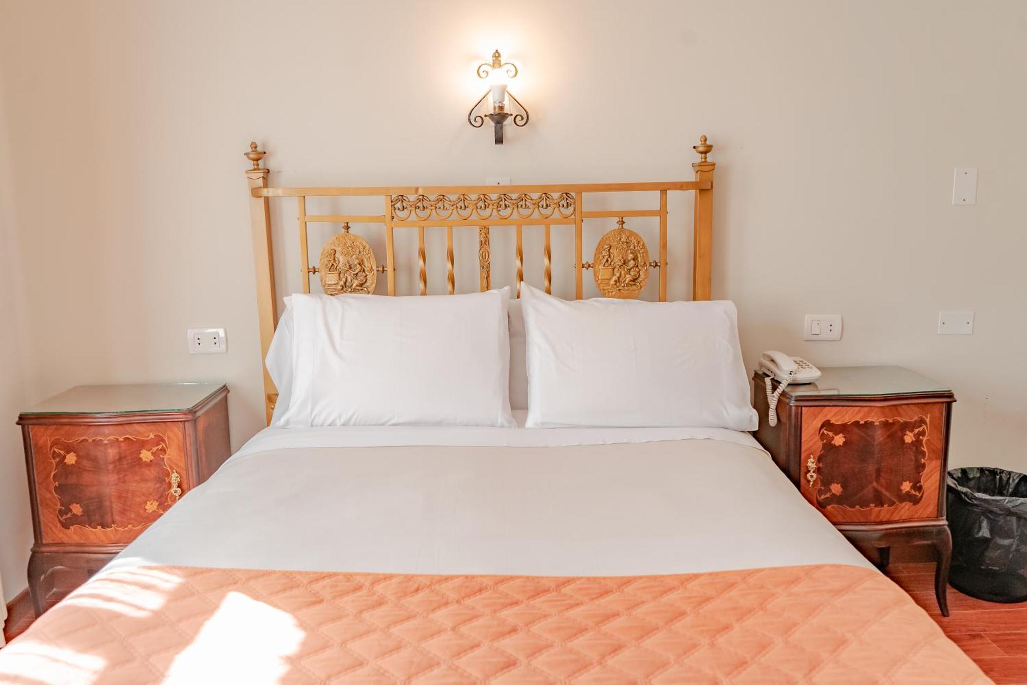 Hostal Colonial Potosí Buitenkant foto