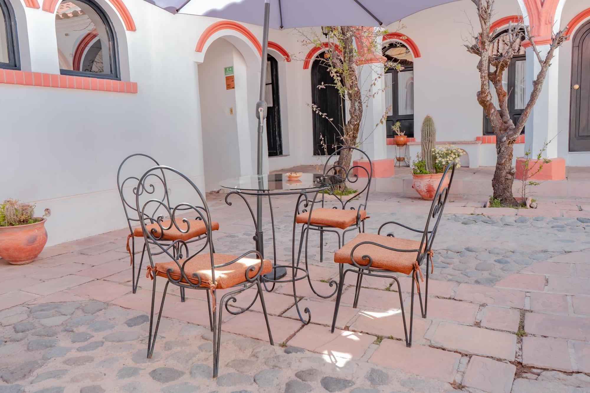 Hostal Colonial Potosí Buitenkant foto
