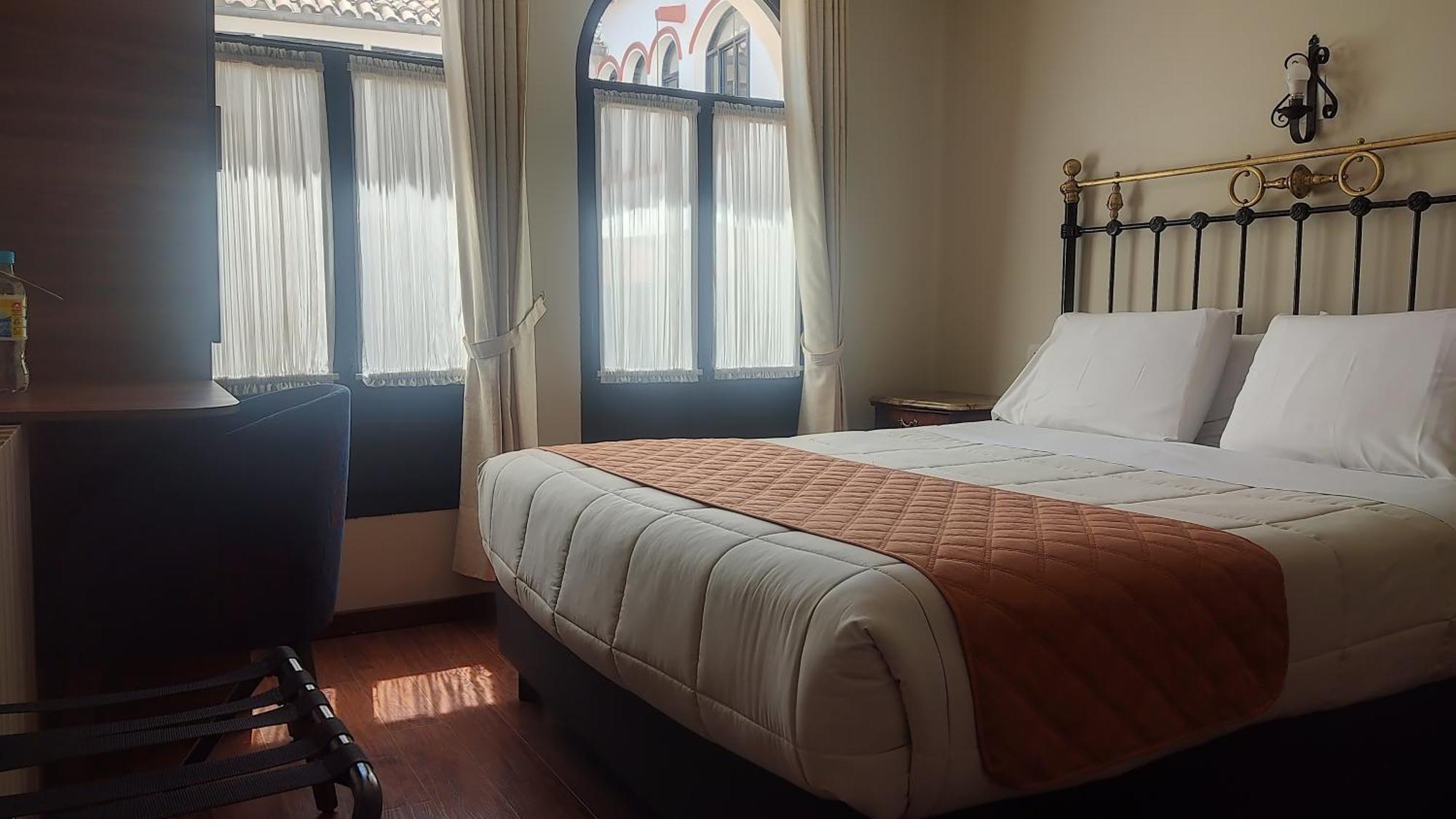 Hostal Colonial Potosí Buitenkant foto