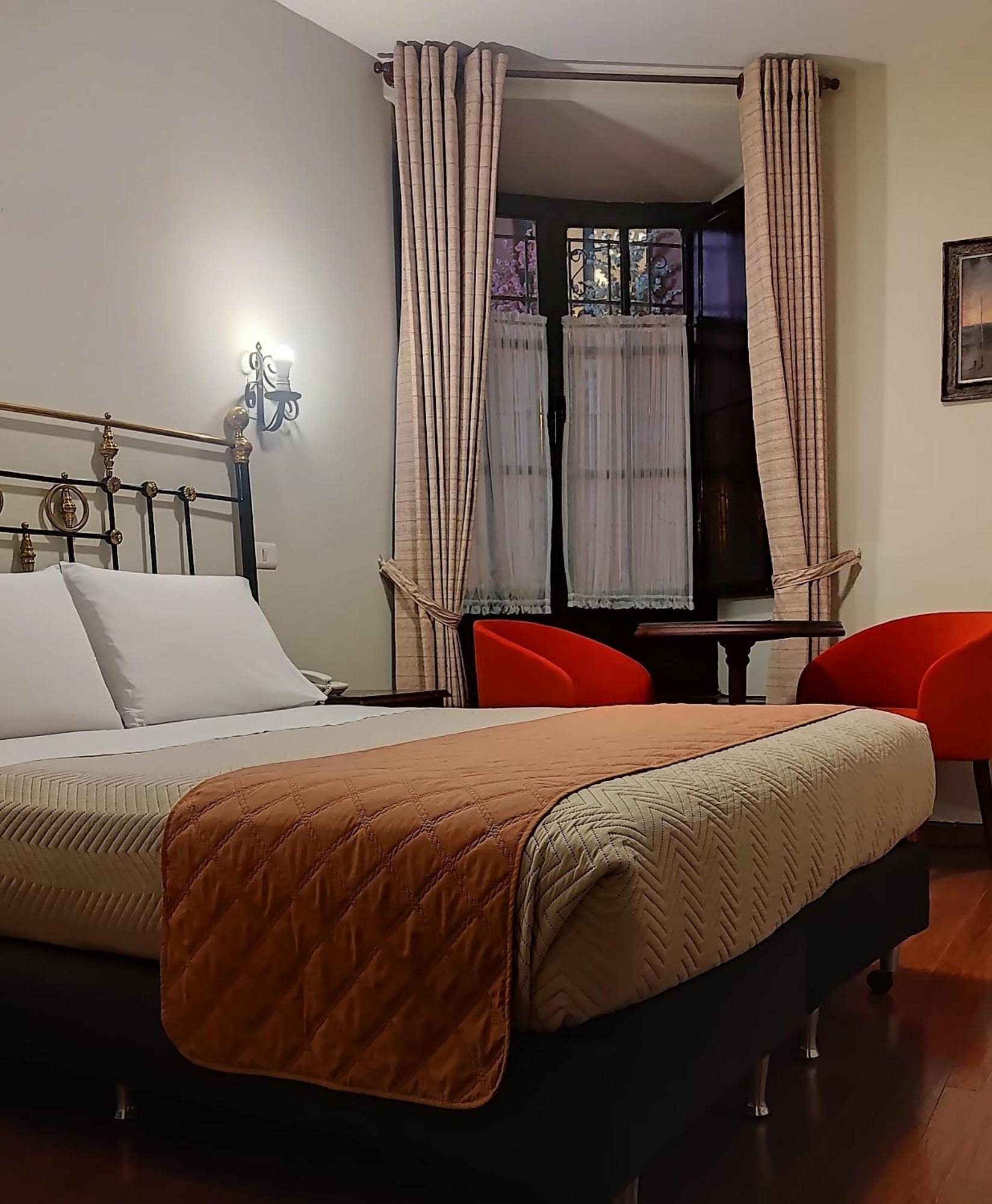 Hostal Colonial Potosí Buitenkant foto