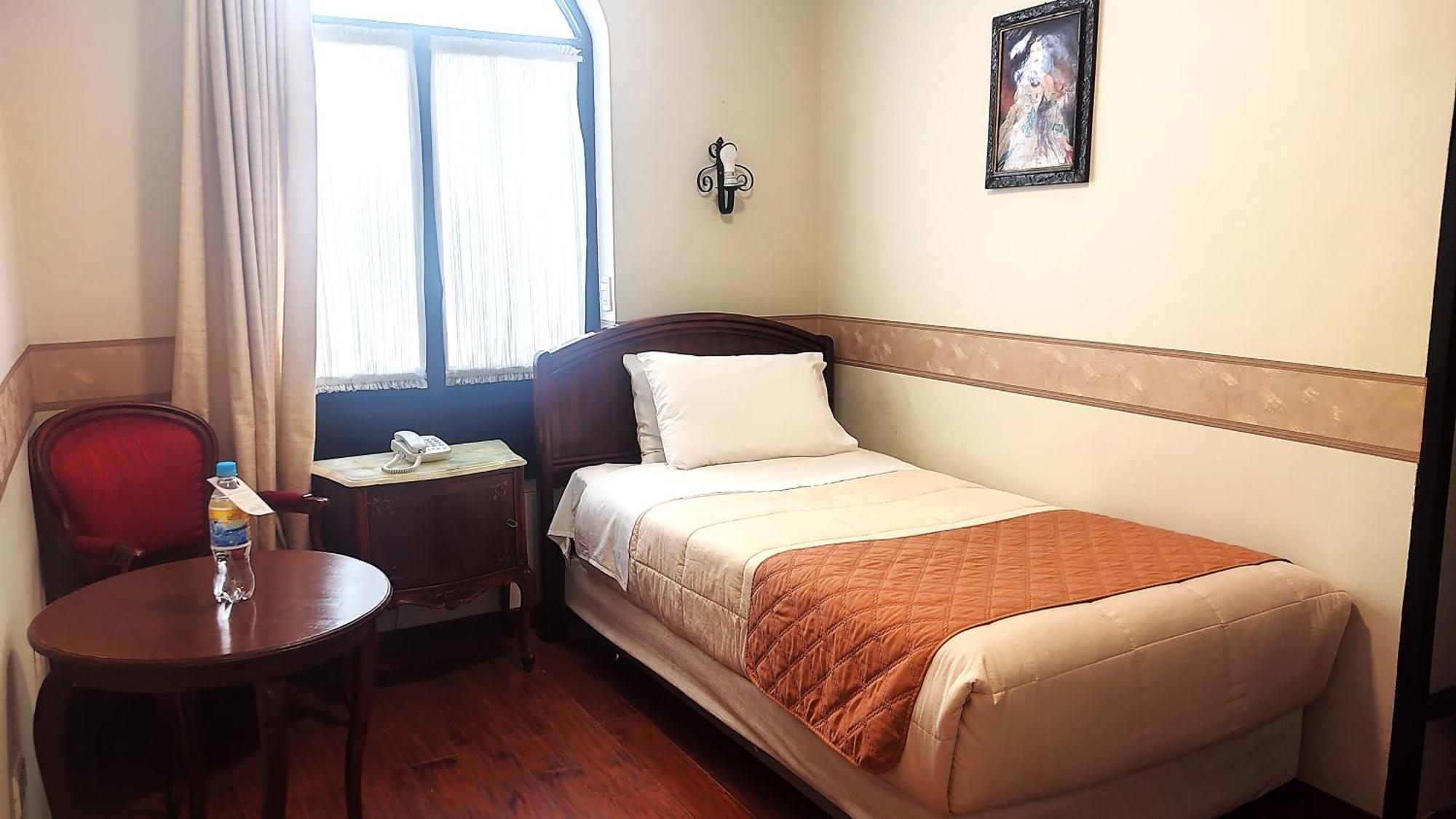 Hostal Colonial Potosí Buitenkant foto