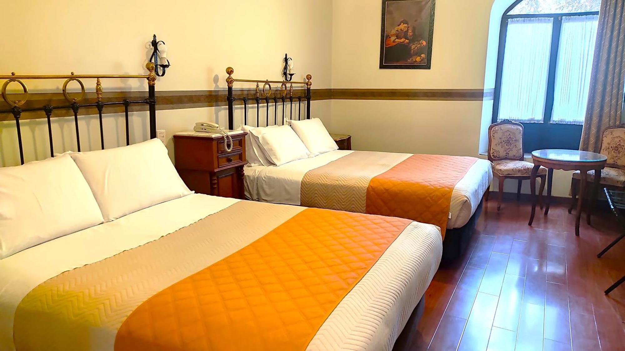 Hostal Colonial Potosí Buitenkant foto