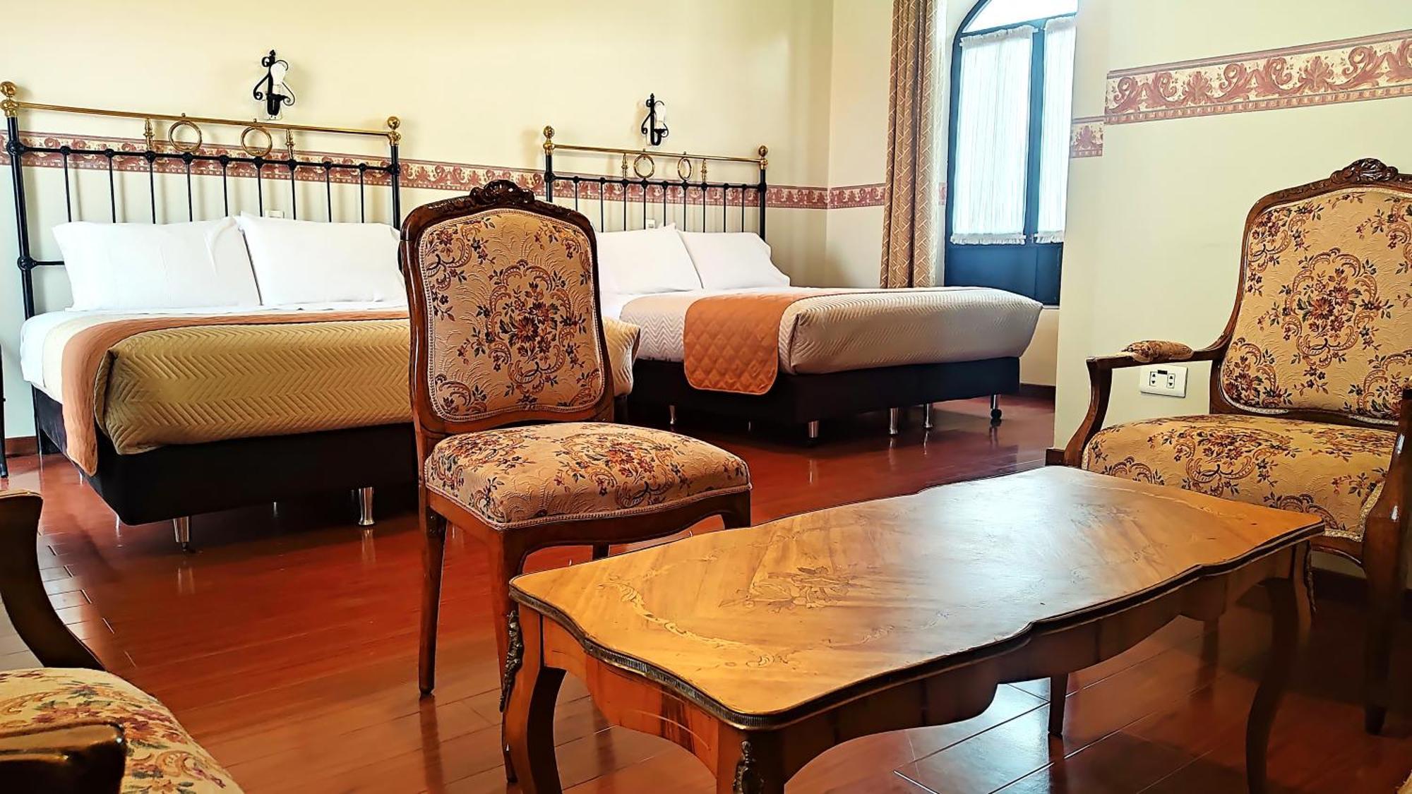 Hostal Colonial Potosí Buitenkant foto