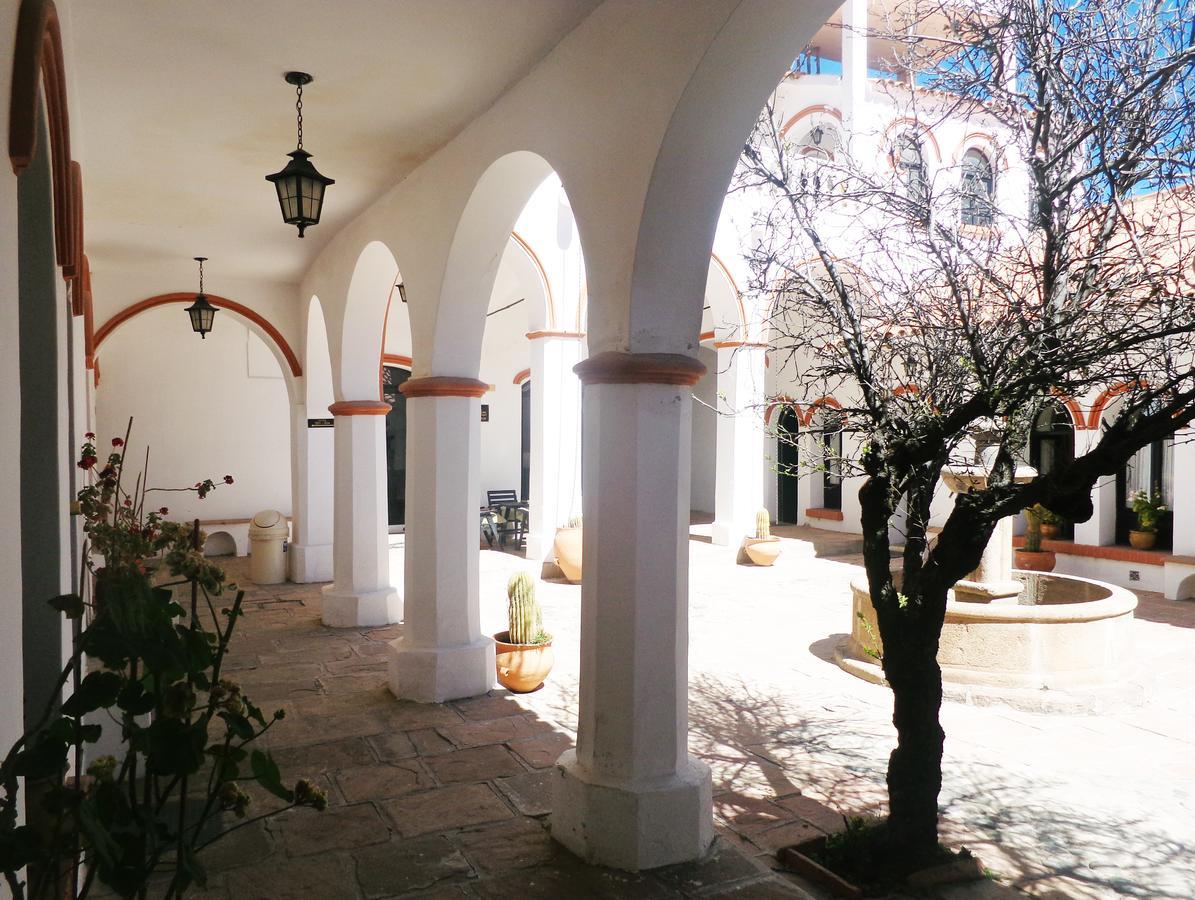 Hostal Colonial Potosí Buitenkant foto